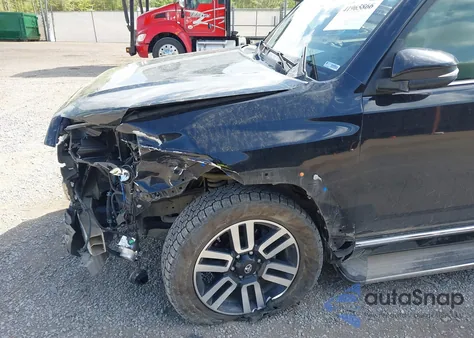 2018 Toyota 4Runner Limited z USA, uszkodzony, nr VIN JTEBU5JR9J5567945